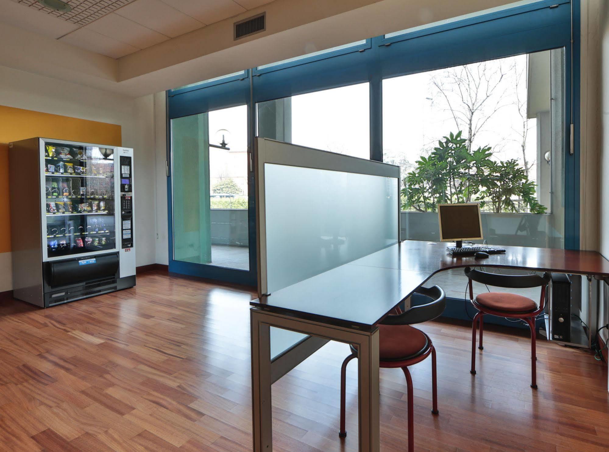 Unaway Hotel & Residence Quark Due Milano Εξωτερικό φωτογραφία